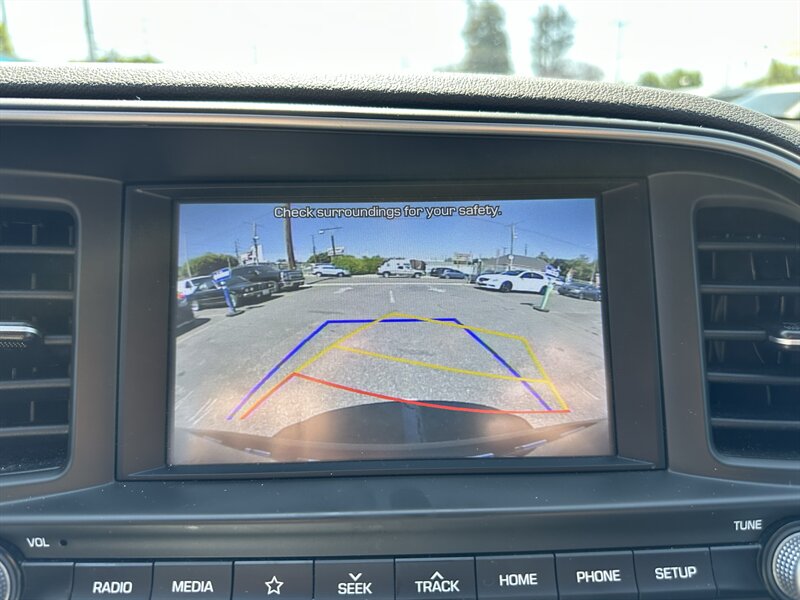 2020 Hyundai Elantra SEL - Photo 7