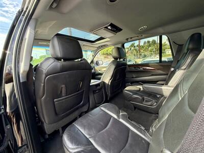 2015 Cadillac Escalade Luxury - Photo 10 - Los Angeles, CA 90065