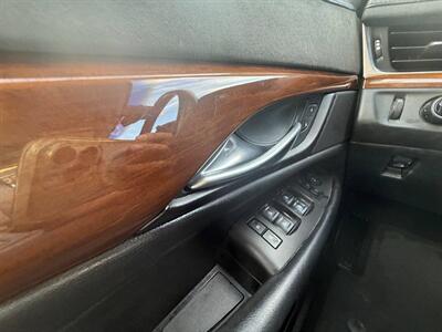 2016 Cadillac Escalade ESV Premium Collection 4dr SUV - Photo 35 - Los Angeles, CA 90065