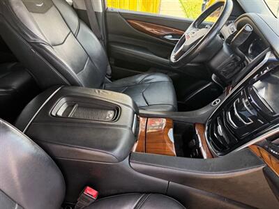 2016 Cadillac Escalade ESV Premium Collection 4dr SUV - Photo 18 - Los Angeles, CA 90065