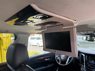 2016 Cadillac Escalade ESV Premium Collection 4dr SUV - Photo 26 - Los Angeles, CA 90065