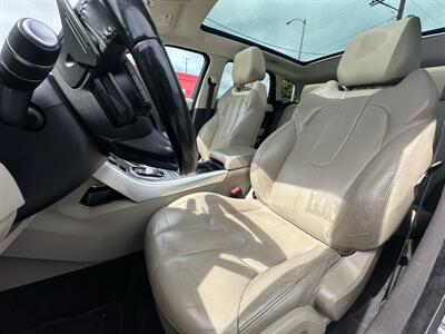 2015 Land Rover Range Rover Evoque   - Photo 8 - Los Angeles, CA 90065