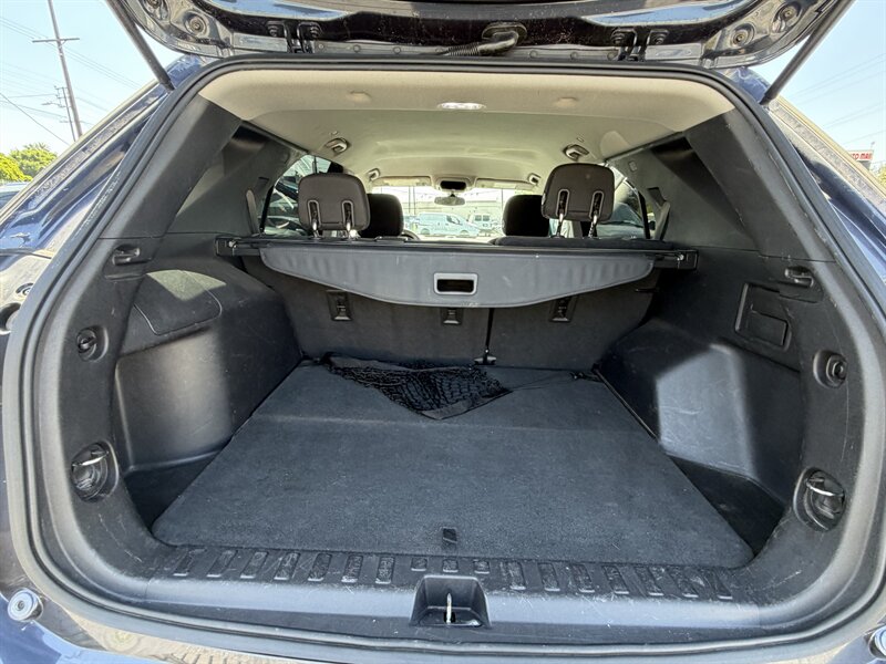 2018 Chevrolet Equinox LT - Photo 14 - Los Angeles, CA 90065