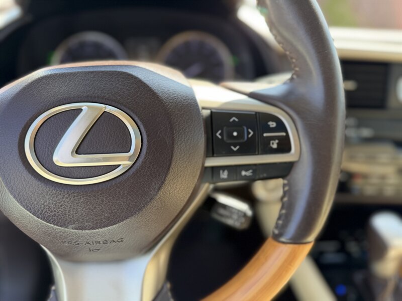 2019 Lexus RX 350 - Photo 17 - Los Angeles, CA 90065