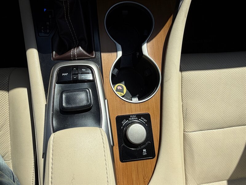 2019 Lexus RX 350 - Photo 22 - Los Angeles, CA 90065