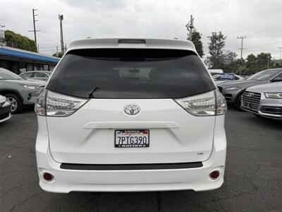 2015 Toyota Sienna SE Premium 8-Passenger - Photo 5 - Los Angeles, CA 90065