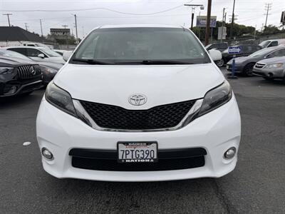 2015 Toyota Sienna SE Premium 8-Passenger - Photo 3 - Los Angeles, CA 90065