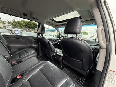 2015 Toyota Sienna SE Premium 8-Passenger - Photo 10 - Los Angeles, CA 90065
