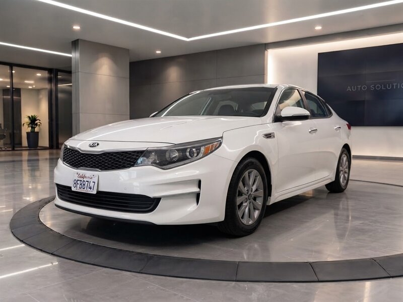 2018 Kia Optima LX   - Photo 1 - Los Angeles, CA 90065