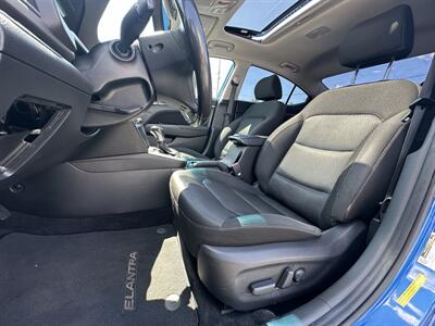 2017 Hyundai ELANTRA SE - Photo 14 - Los Angeles, CA 90065