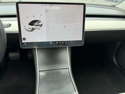 2020 Tesla Model 3 Long Range   - Photo 14 - Los Angeles, CA 90065