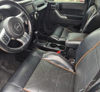 2011 Jeep Wrangler Unlimited 70th Anniversary   - Photo 5 - Port Lavaca, TX 77979