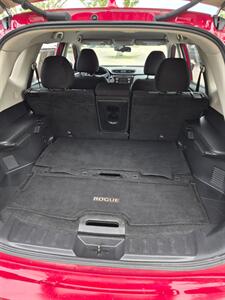 2017 Nissan Rogue S   - Photo 6 - Port Lavaca, TX 77979