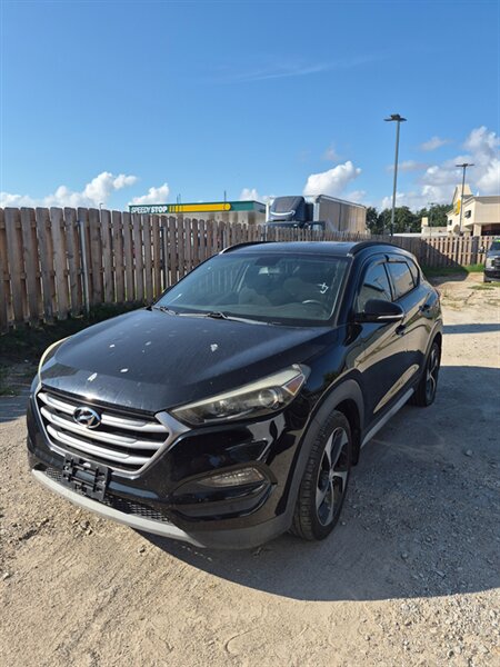 2017 Hyundai Tucson Sport   - Photo 1 - Port Lavaca, TX 77979