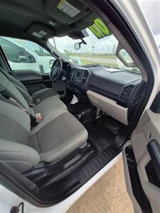 2019 Ford F-150 XL   - Photo 5 - Port Lavaca, TX 77979