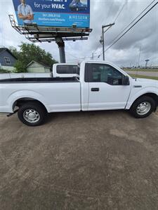 2019 Ford F-150 XL   - Photo 4 - Port Lavaca, TX 77979