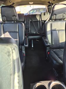 2017 Ford Expedition Limited   - Photo 12 - Port Lavaca, TX 77979
