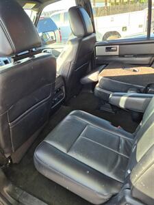 2017 Ford Expedition Limited   - Photo 9 - Port Lavaca, TX 77979