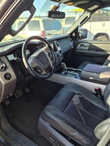 2017 Ford Expedition Limited   - Photo 4 - Port Lavaca, TX 77979