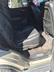2013 Chevrolet Tahoe LTZ   - Photo 11 - Port Lavaca, TX 77979