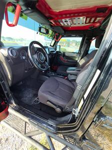 2013 Jeep Wrangler Unlimited Sport   - Photo 4 - Port Lavaca, TX 77979