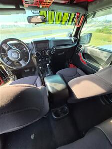 2013 Jeep Wrangler Unlimited Sport   - Photo 8 - Port Lavaca, TX 77979