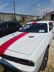 2013 Dodge Challenger SXT   - Photo 4 - Port Lavaca, TX 77979