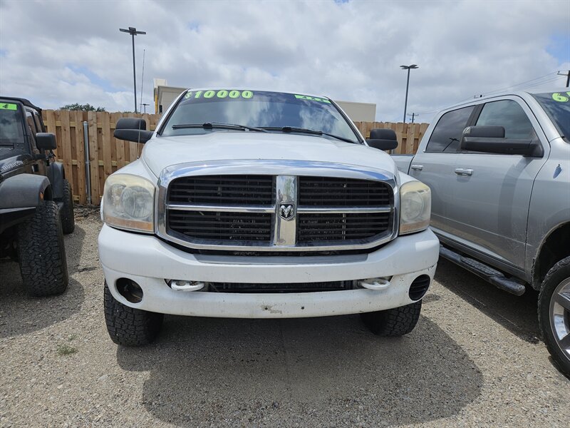 2006 Dodge Ram 2500 ST   - Photo 1 - Port Lavaca, TX 77979