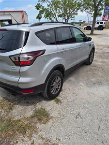 2018 Ford Escape SE   - Photo 6 - Port Lavaca, TX 77979