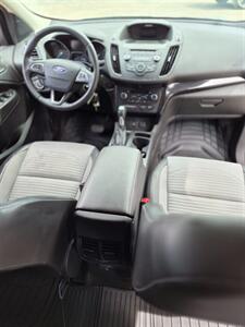 2018 Ford Escape SE   - Photo 2 - Port Lavaca, TX 77979