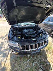 2014 Jeep Grand Cherokee Limited - Photo 2 - Port Lavaca, TX 77979