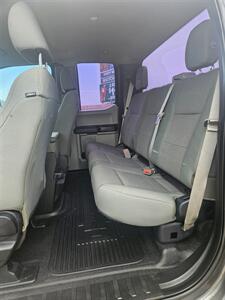 2017 Ford F-250 XL   - Photo 11 - Port Lavaca, TX 77979