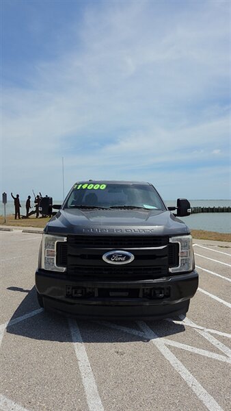 2017 Ford 250 XL  