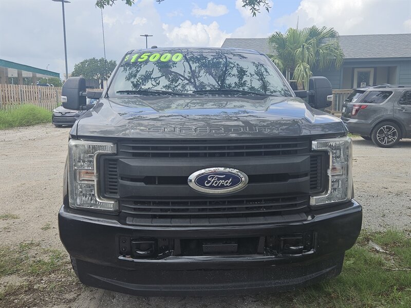 2017 Ford F-250 XL   - Photo 1 - Port Lavaca, TX 77979