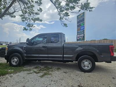 2017 Ford F-250 XL   - Photo 6 - Port Lavaca, TX 77979