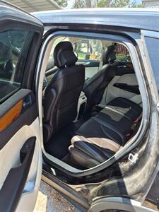 2015 Lincoln MKC   - Photo 3 - Port Lavaca, TX 77979