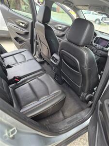2021 GMC Terrain SLT - Photo 5 - Port Lavaca, TX 77979