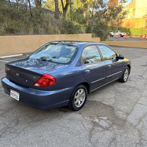 2002 Kia Spectra LS   - Photo 9 - San Diego, CA 92115