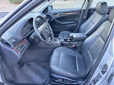 2002 BMW 325i   - Photo 4 - San Diego, CA 92115