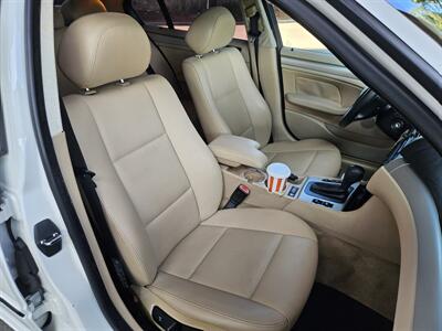 2004 BMW 3 Series 325i - Photo 11 - San Diego, CA 92115