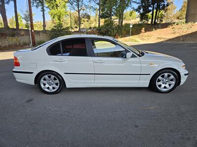 2004 BMW 3 Series 325i - Photo 4 - San Diego, CA 92115