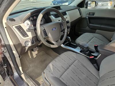 2011 Ford Focus SE   - Photo 7 - San Diego, CA 92115