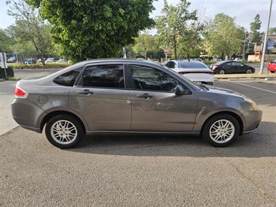 2011 Ford Focus SE   - Photo 3 - San Diego, CA 92115