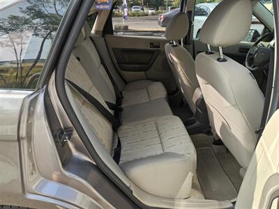 2011 Ford Focus SE   - Photo 10 - San Diego, CA 92115