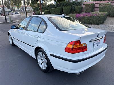 2004 BMW 325i - Photo 3 - San Diego, CA 92115