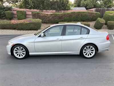 2011 BMW 3 Series 328i - Photo 2 - San Diego, CA 92115
