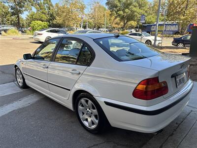 2004 BMW 3 Series 325i - Photo 4 - San Diego, CA 92115
