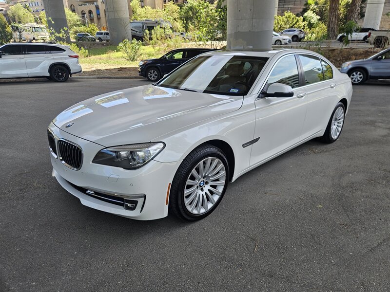 2014 BMW 740i   - Photo 1 - San Diego, CA 92115
