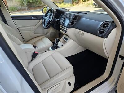 2017 Volkswagen Tiguan 2.0T Wolfsburg Edition - Photo 12 - San Diego, CA 92115