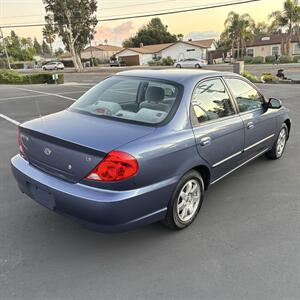 2002 Kia Spectra LS   - Photo 5 - San Diego, CA 92115
